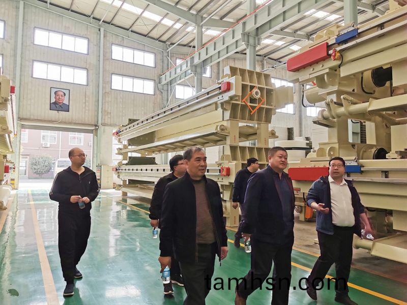 熱烈歡迎吉林郃作商王總親臨萬川環保  到我司工廠蓡觀(guan)